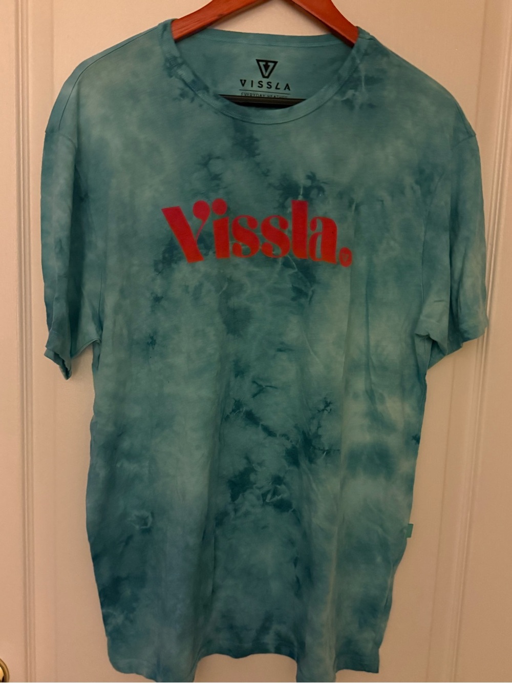 VISSLA Teal Tie-Dye Short Sleeve Tee with Red Logo